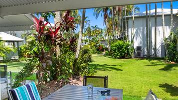 1 Bedroom Townhouse | Terrace/patio