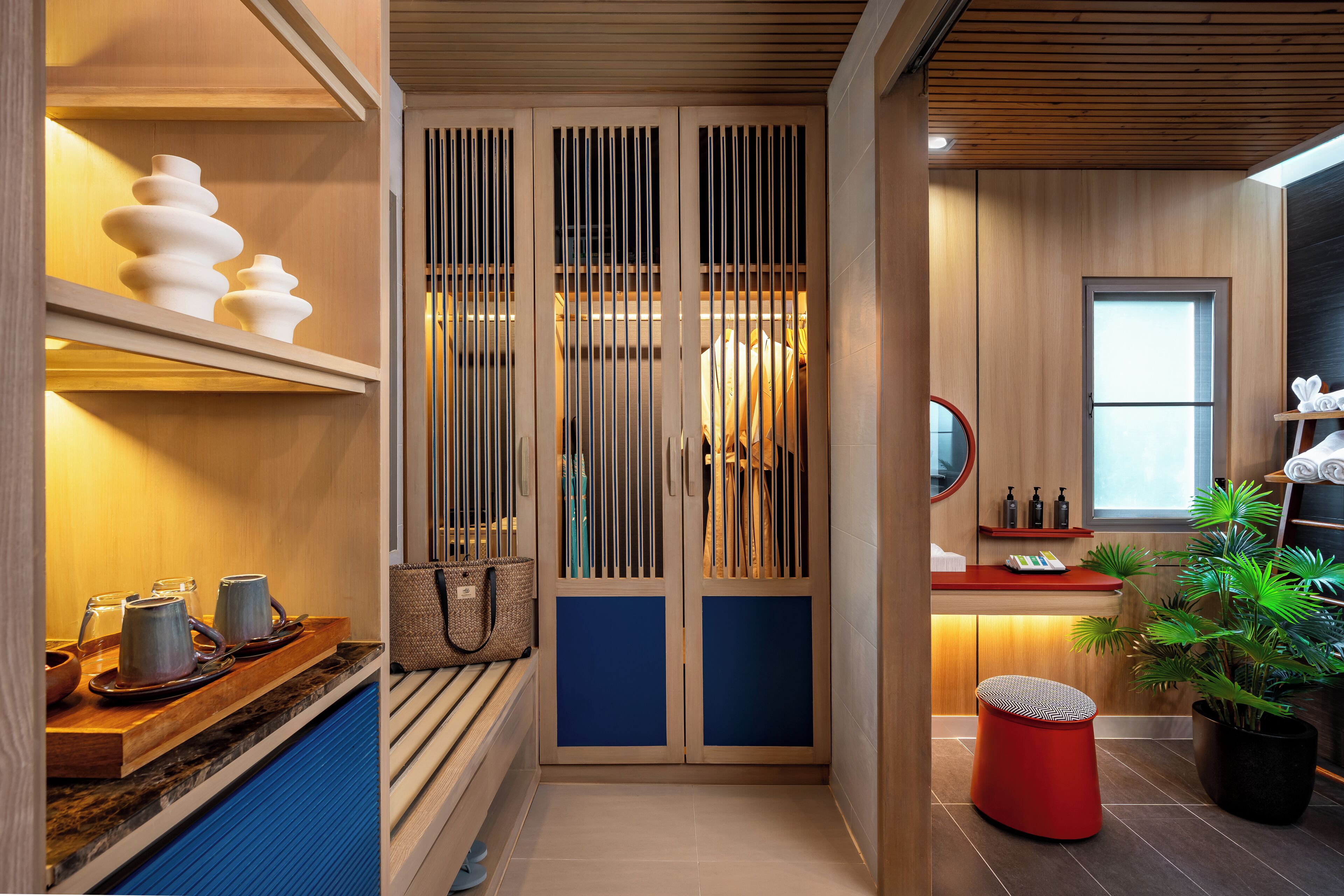 panoramic deluxe room | 1 bedroom, premium bedding, minibar, in-room safe