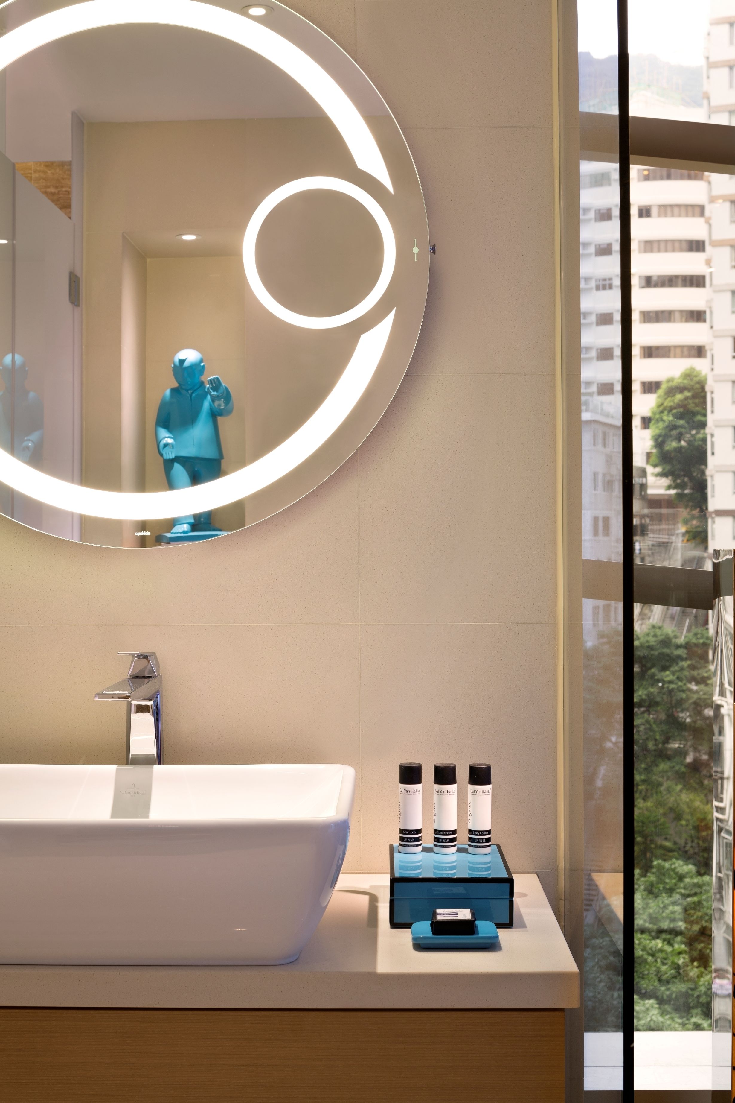 Photo - Hotel Indigo Hong Kong Island by IHG