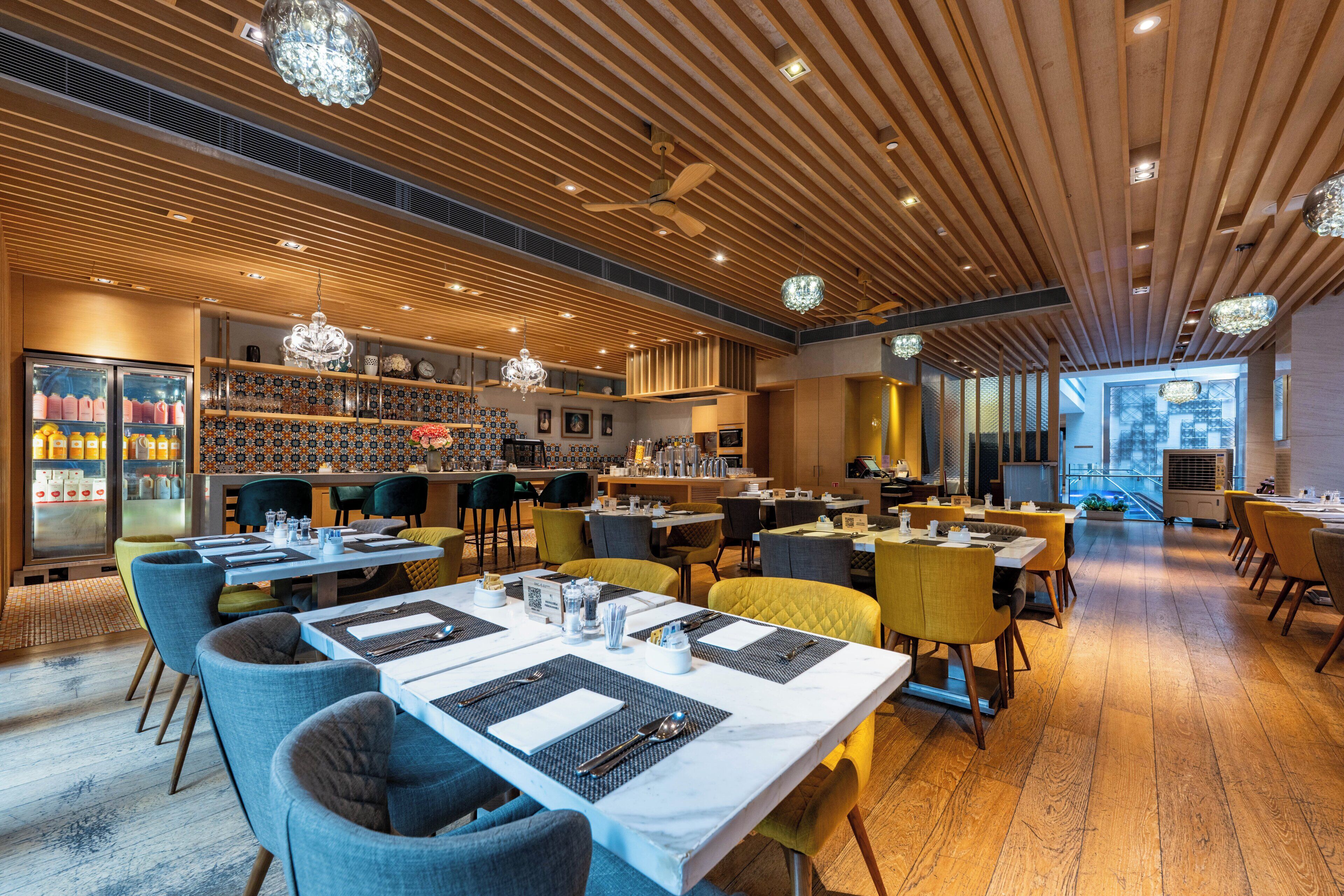 Photo - Hotel Indigo Hong Kong Island by IHG