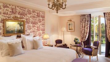 Phòng Suite Premium | 1 phòng ngủ, bộ đồ giường cao cấp, két bảo mật tại phòng, bàn
