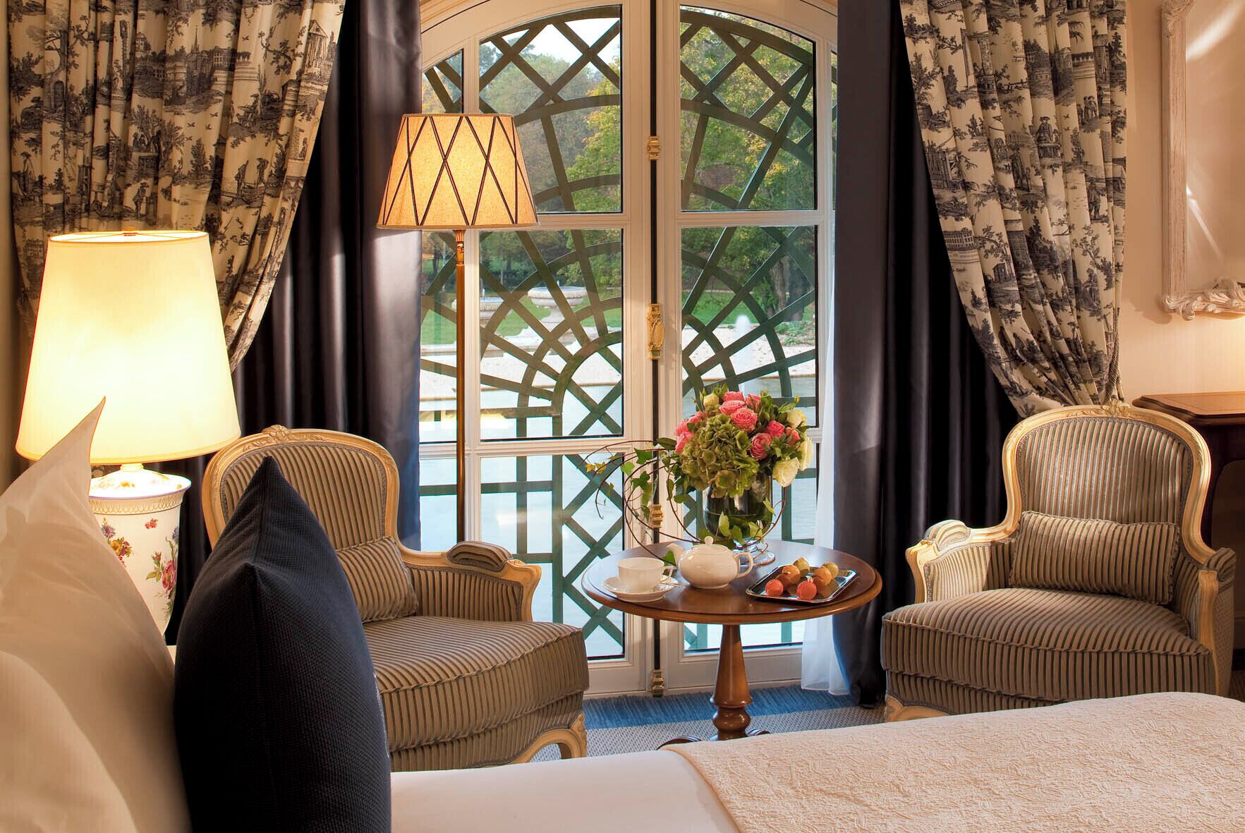 Literie de qualité supérieure, coffres-forts dans les chambres, bureau