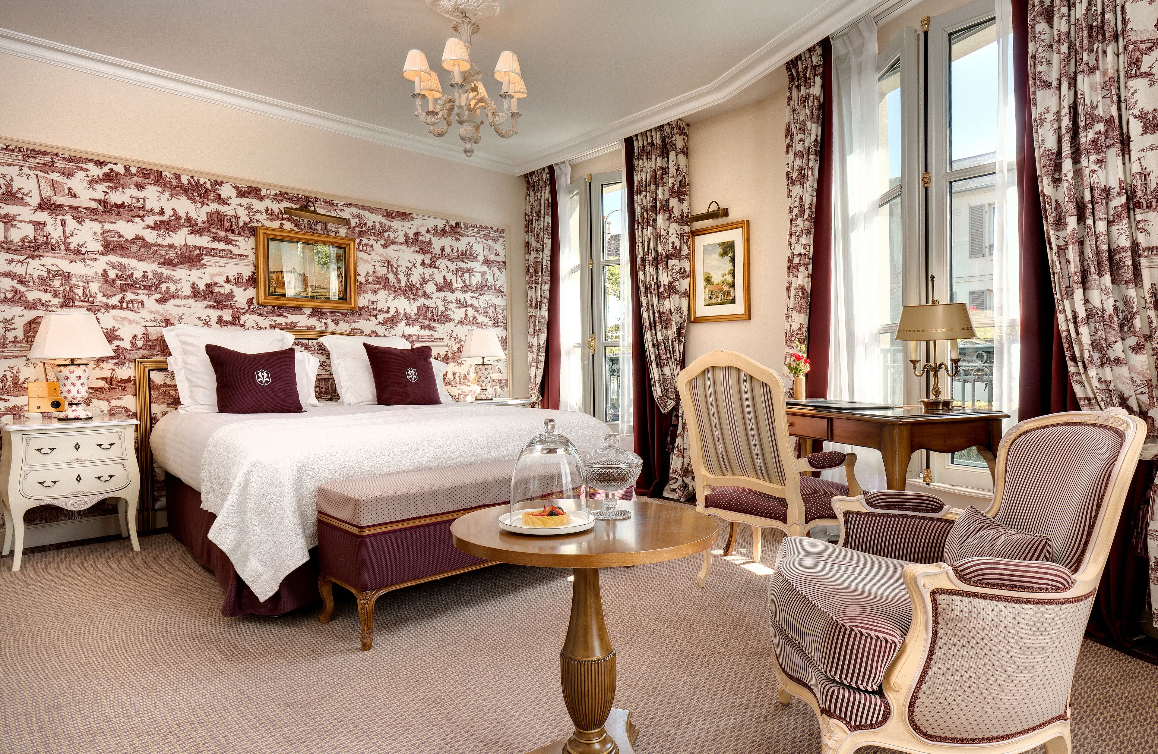 Premium Double Room | Premium bedding, in-room safe, desk, soundproofing