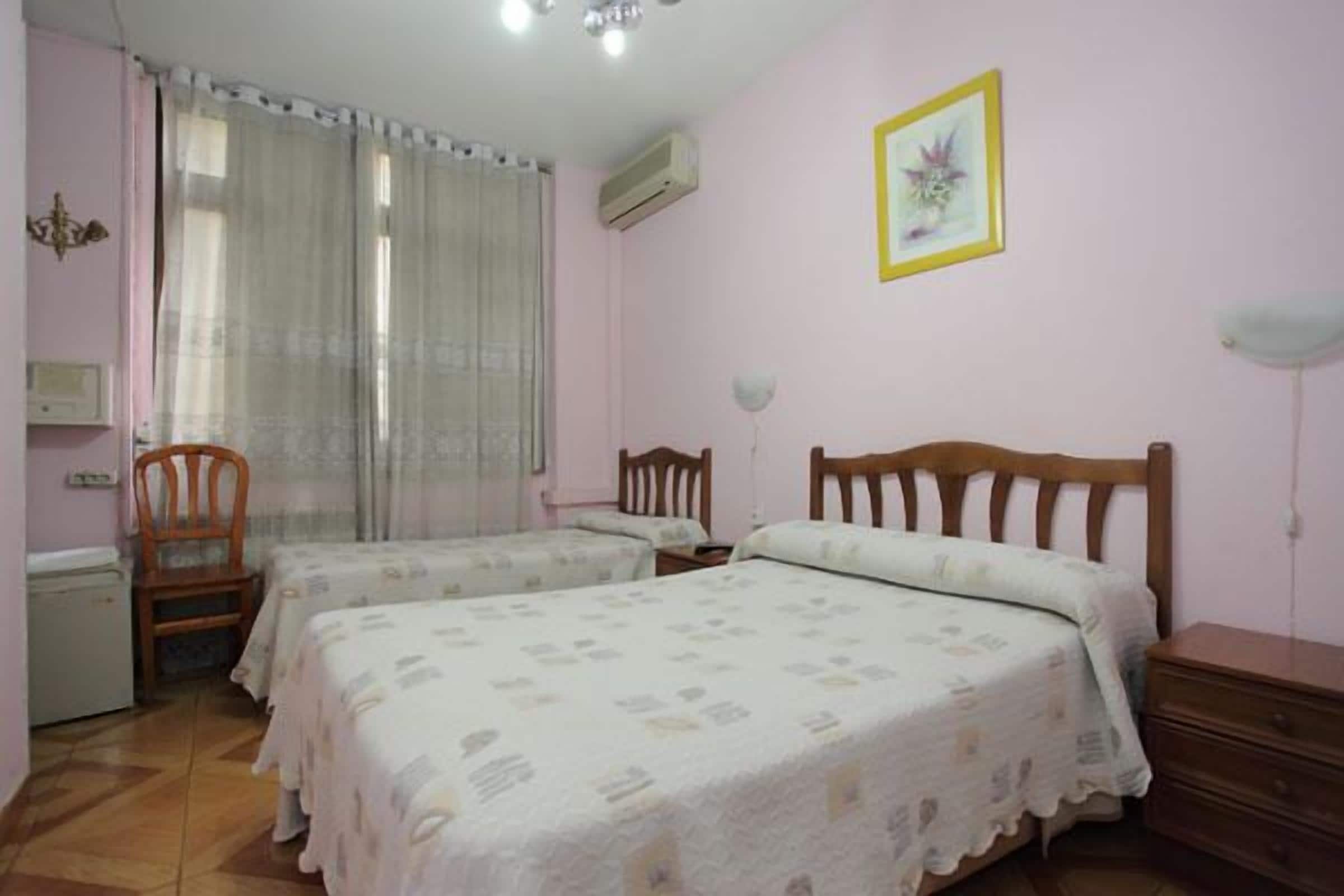 Foto - Hostal Fuentesol