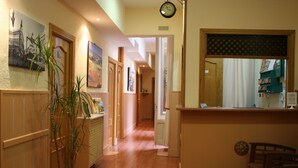 Indoor wedding - Hostal Alicante (Madrid)