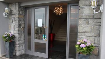 Entrée de l’hébergement