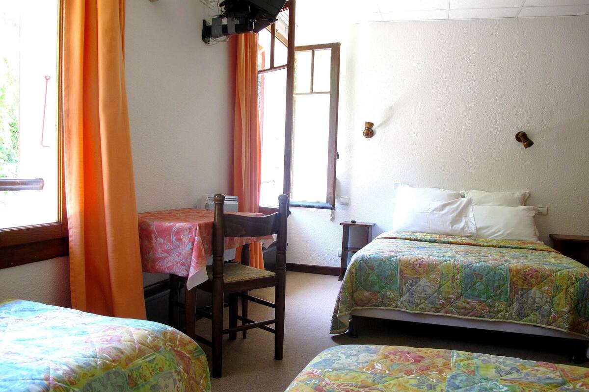 Standard Triple Room | WiFi (free)