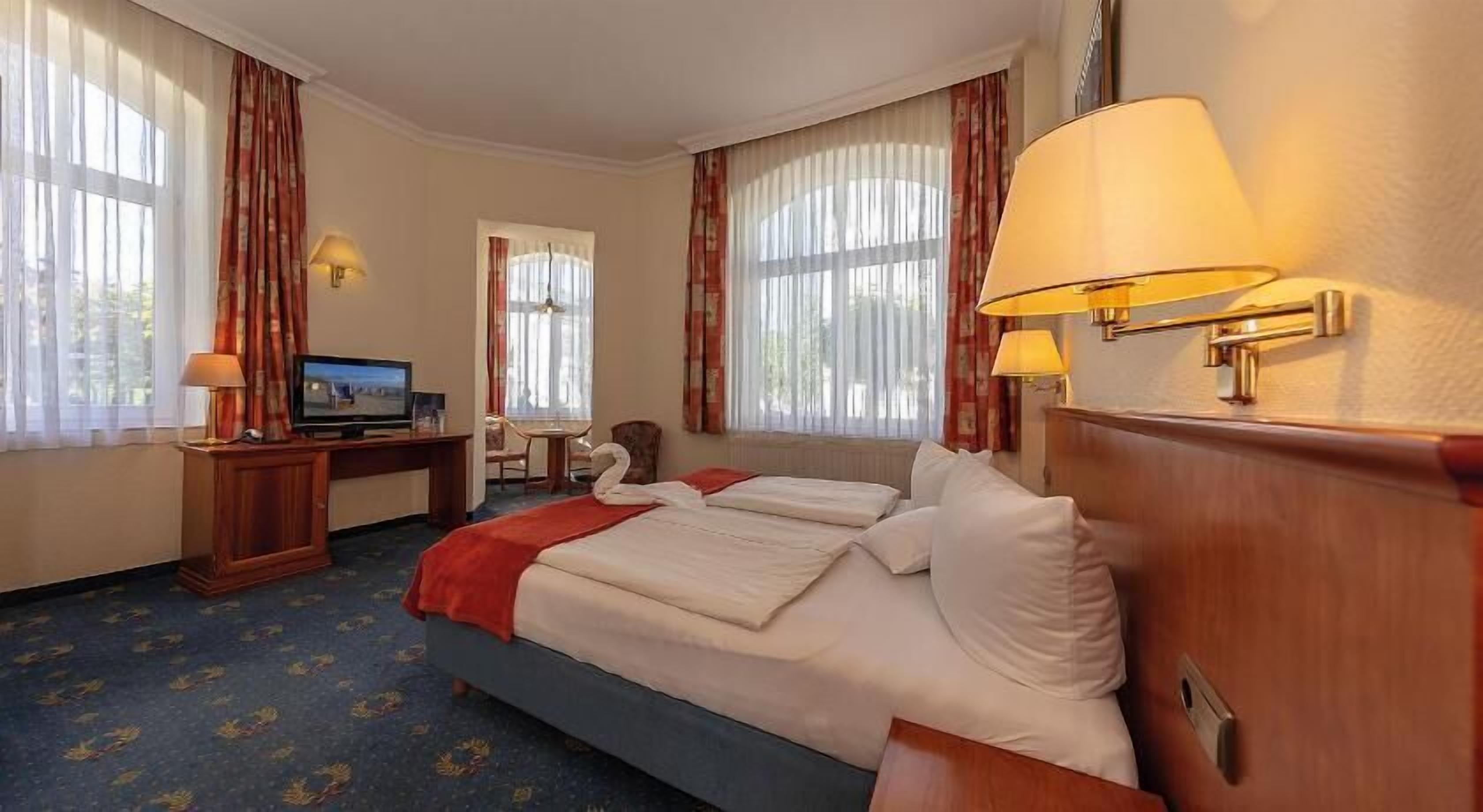 Pillow-top beds, in-room safe, individually furnished, desk