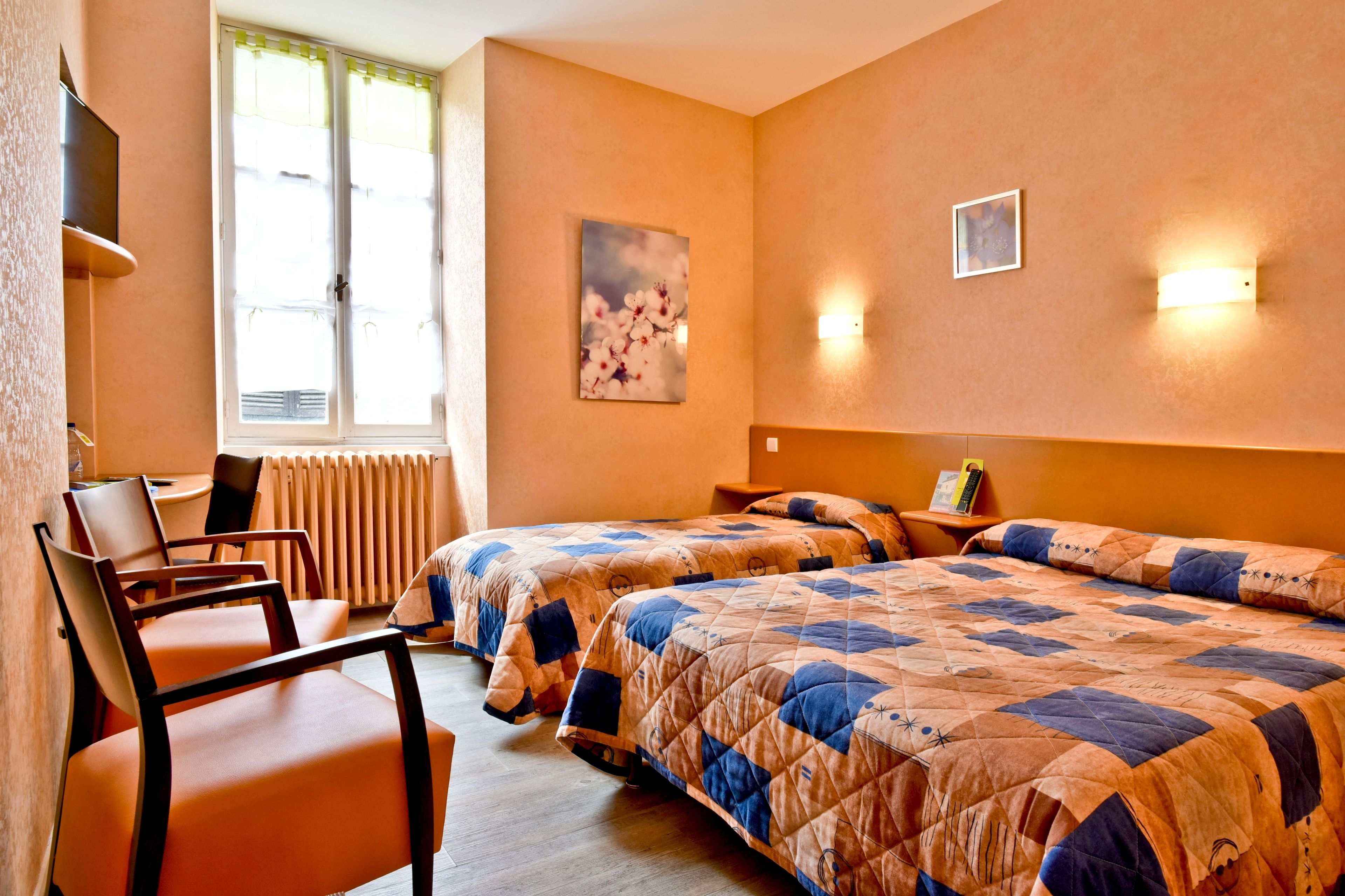 standard triple room | in-room safe, desk, iron/ironing board, free wifi