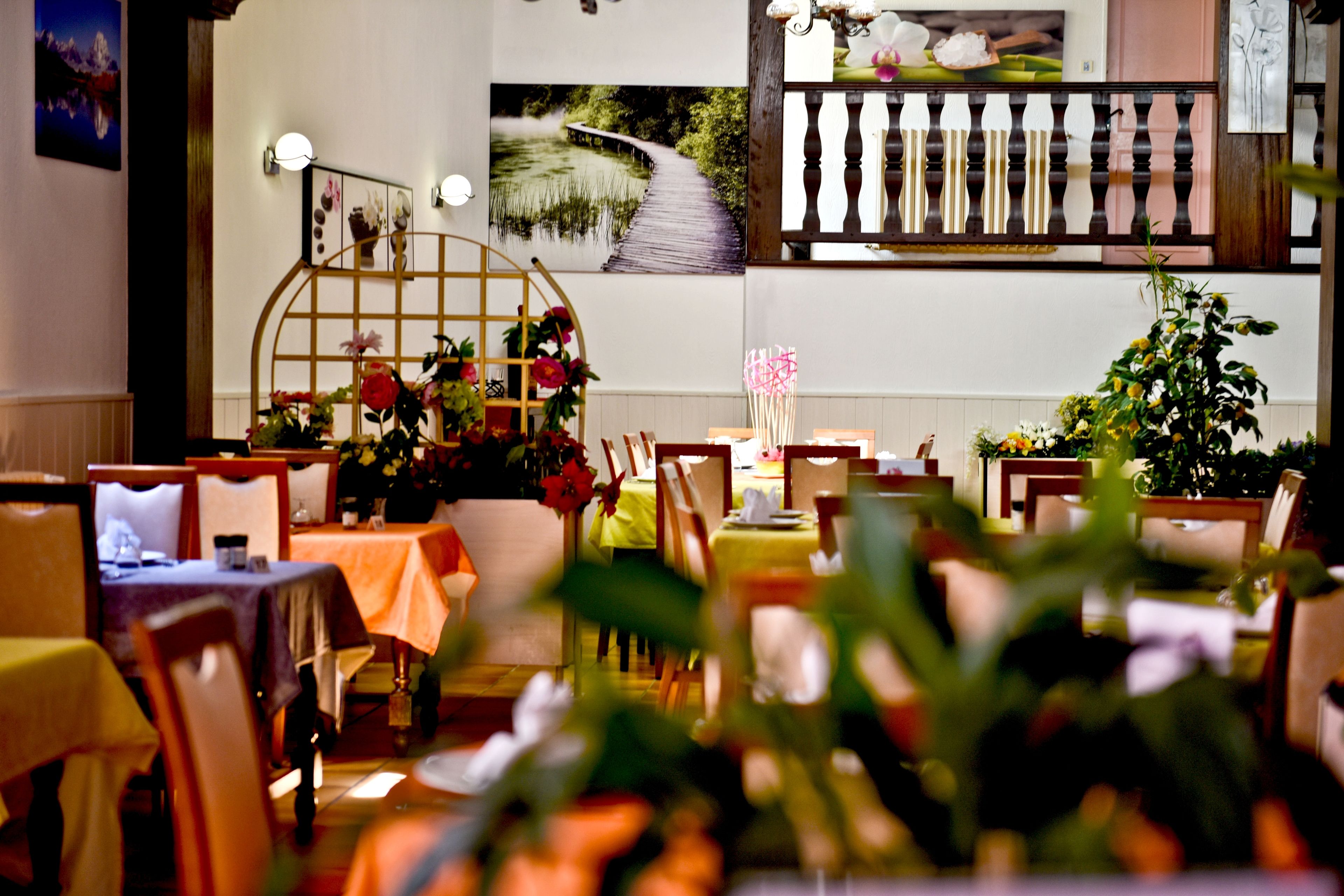 lunch and dinner served, regional cuisine