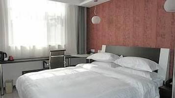 デスク、有線インターネットアクセス (無料)