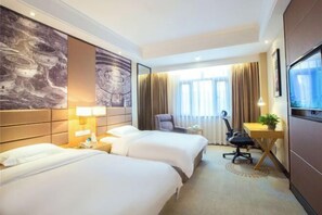 Desk, rollaway beds, free wired internet