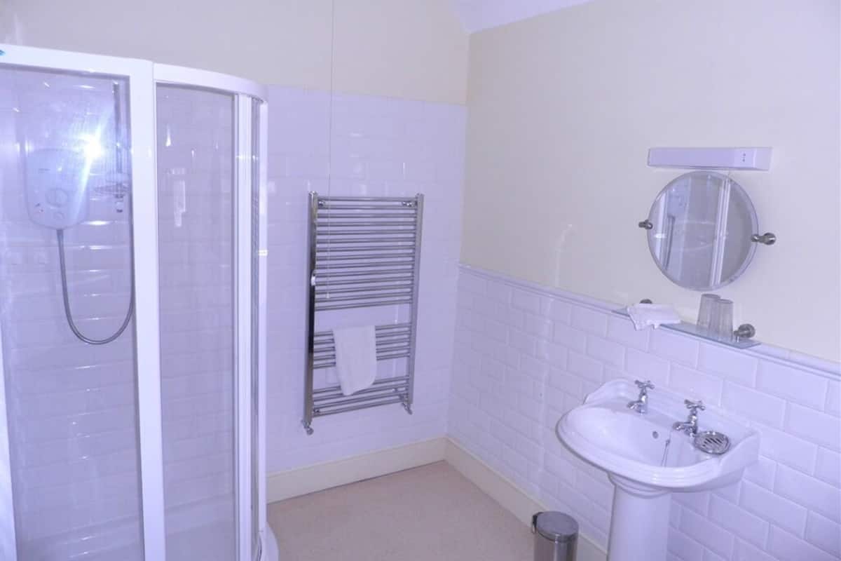Suite, Ensuite