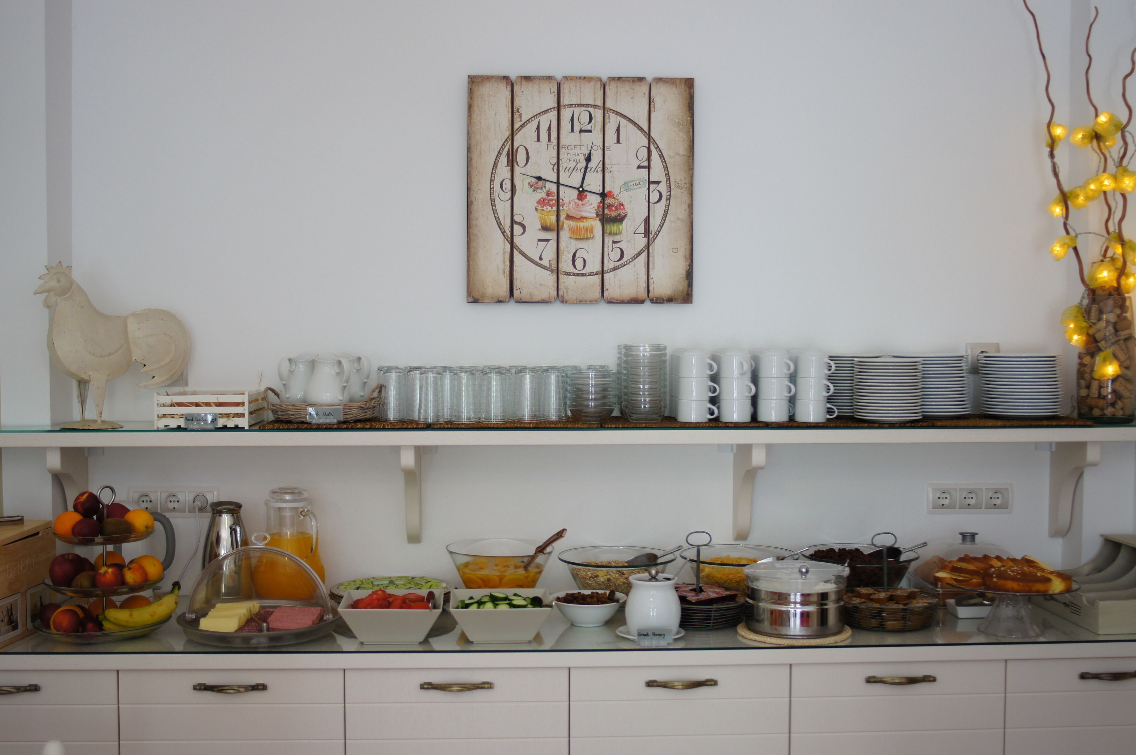 daily continental breakfast (eur 12 per person)