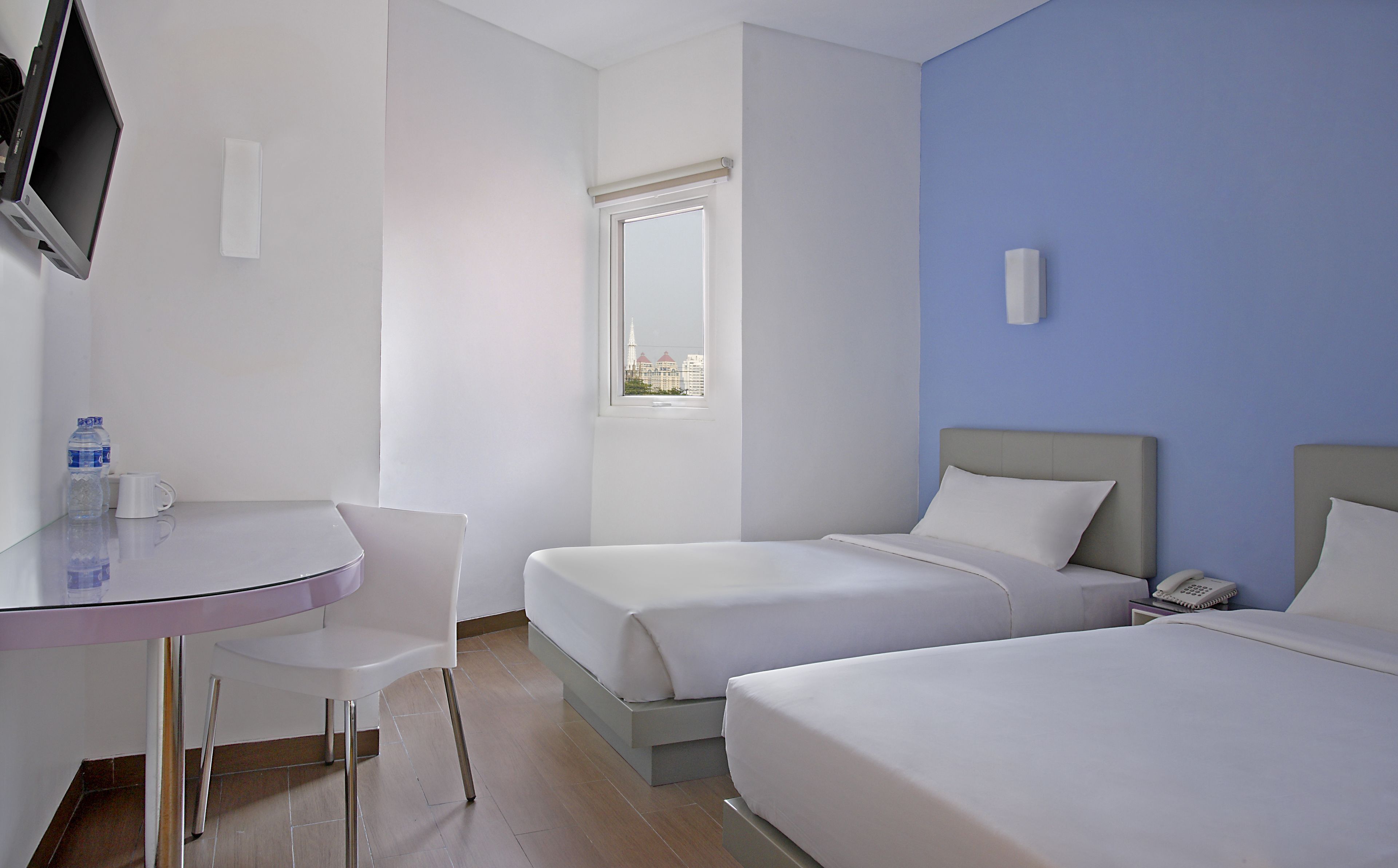 In-room safe, desk, free WiFi, bed sheets