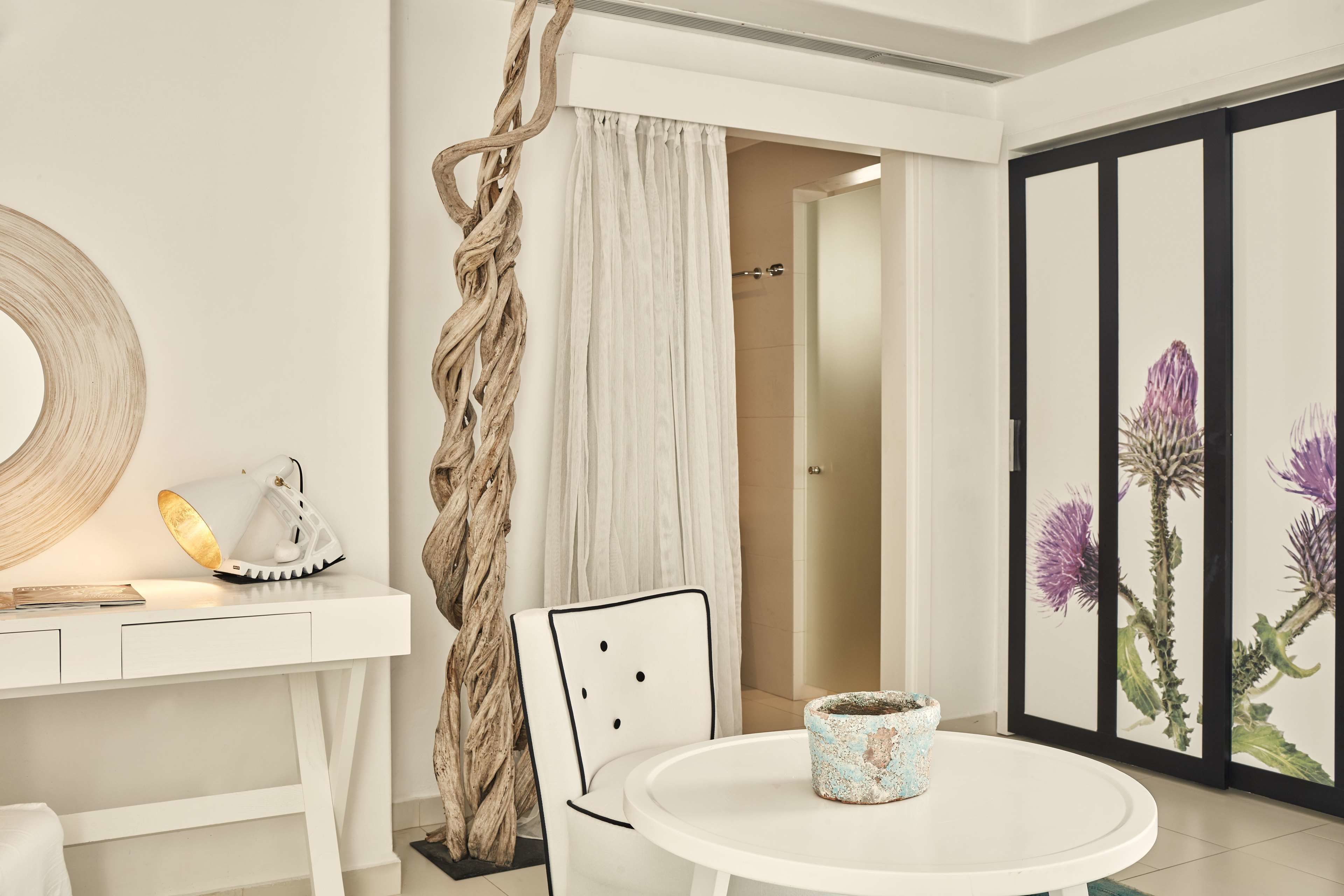 suite, hot tub, sea view (elegant) | premium bedding, pillow-top beds, in-room safe, individually decorated