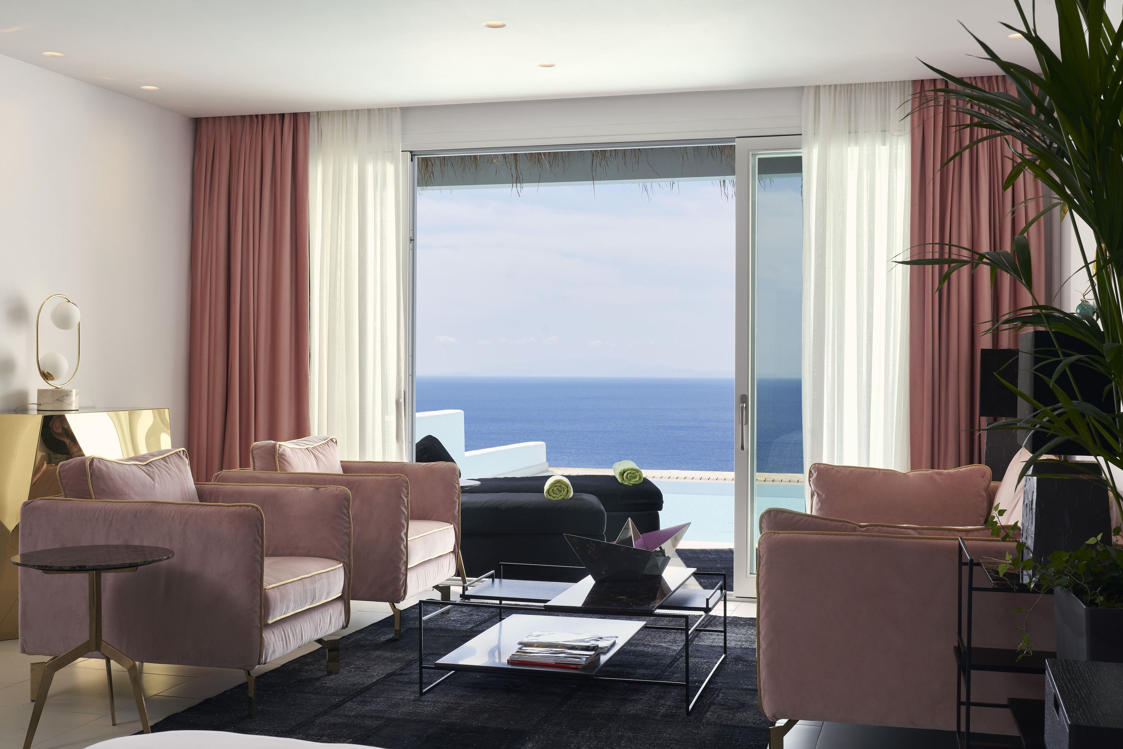 suite, private pool, sea view (lover’s) | premium bedding, pillow-top beds, in-room safe, individually decorated