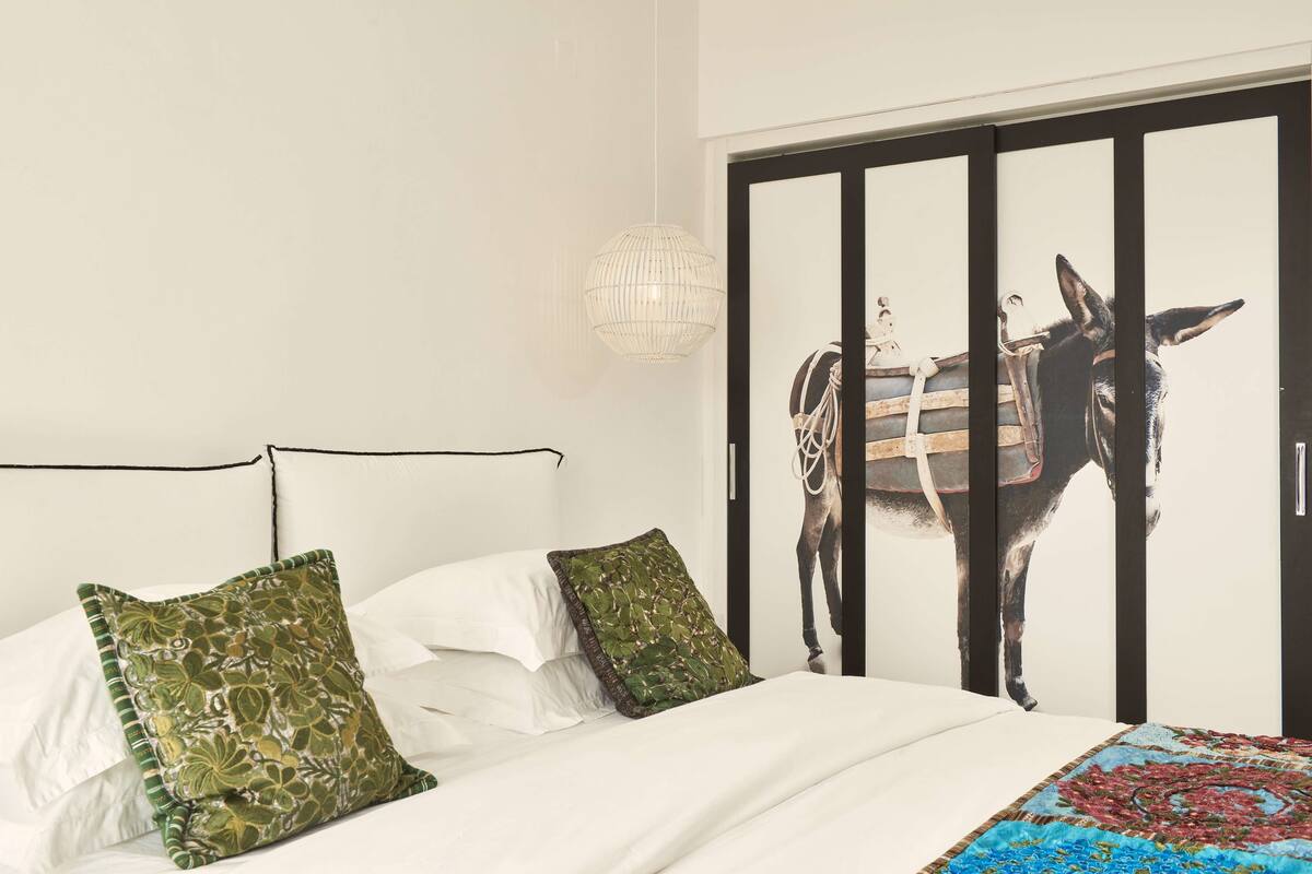 Room, Sea View (Prestige) | Sengetøy av topp kvalitet, senger med overmadrass og safe på rommet