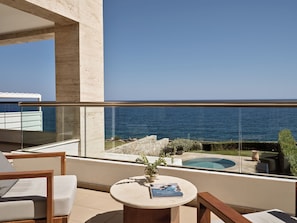 Royal Suite with Jacuzzi on balcony, Sea Front | Terrace/patio - The Royal Blue (Mylopotamos)