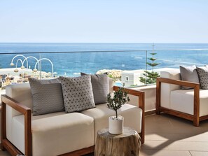 Terrace/patio - The Royal Blue (Mylopotamos)