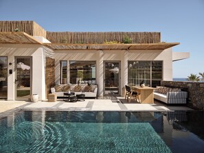 Indigo Residence Sea front with Pool | Terrace/patio - The Royal Blue (Mylopotamos)