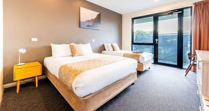 Foreshore Hotel