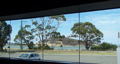 Foreshore Hotel