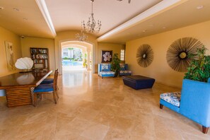 Reception - The Venetian on Grace Bay (Providenciales)