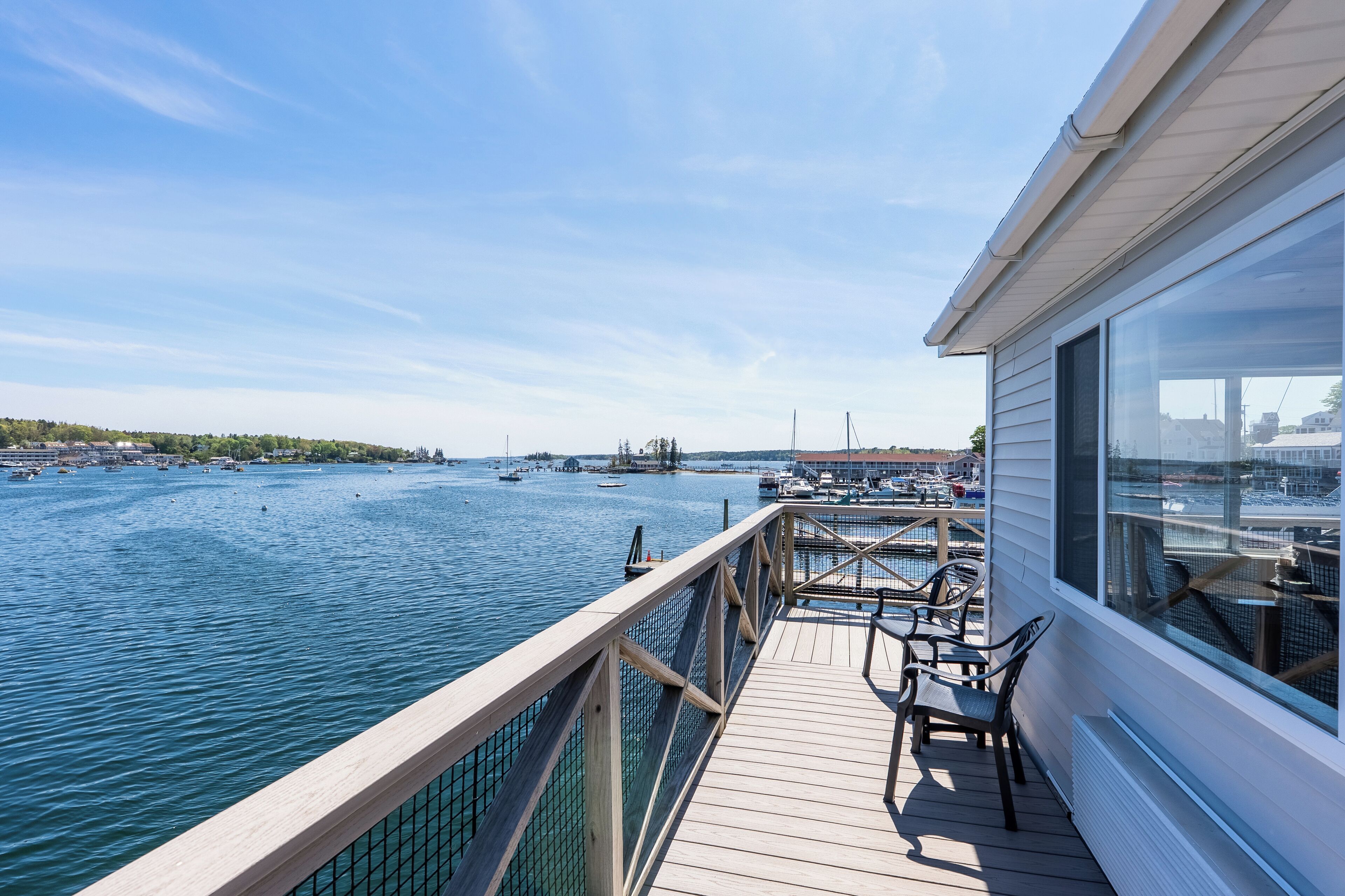 Suite, 1 King-Bett, Hafenblick | Terrasse/Patio