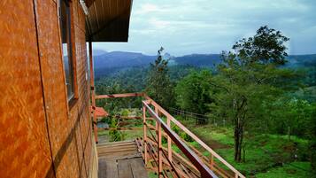 Tree house | Balcony