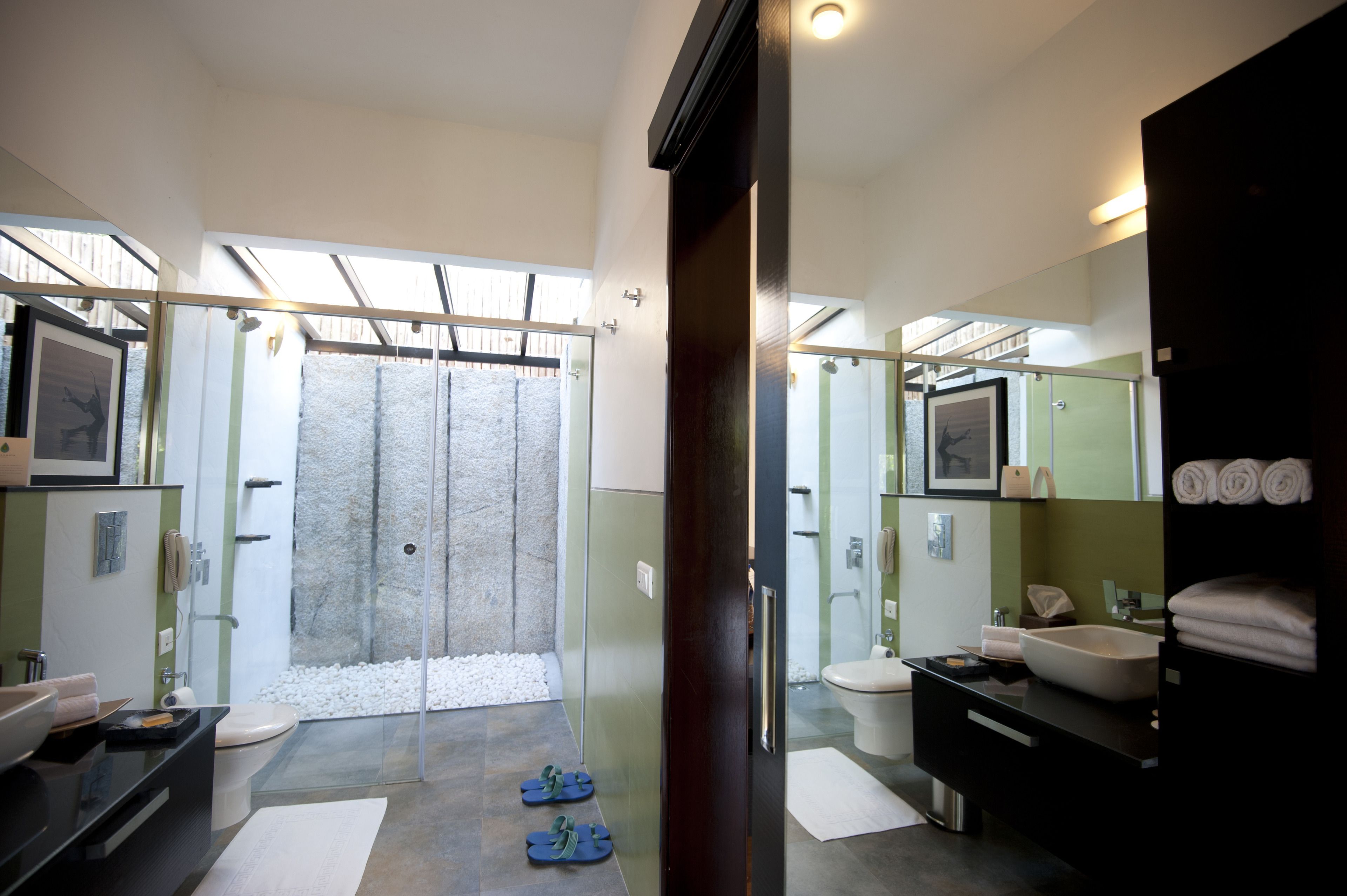garden view cottage | bathroom | shower, designer toiletries, hair dryer, bathrobes