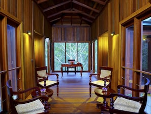Lobby sitting area - Niraamaya Cardamom Club (Peermade)
