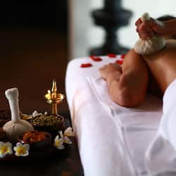 Couples treatment room(s), body treatments, hydrotherapy, aromatherapy