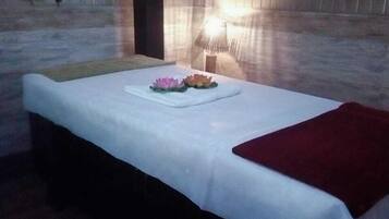 Salas para tratamentos a dois, massagens com pedras quentes