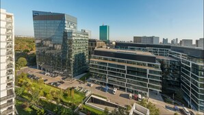 Luxury Penthouse, 3 Bedrooms, City View (with A/C) | City view - P&O Apartments Arkadia (Warsaw)