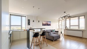 Apartment (Arkadia 1) | Down comforters, soundproofing, iron/ironing board, WiFi (free) - P&O Apartments Arkadia (Warsaw)