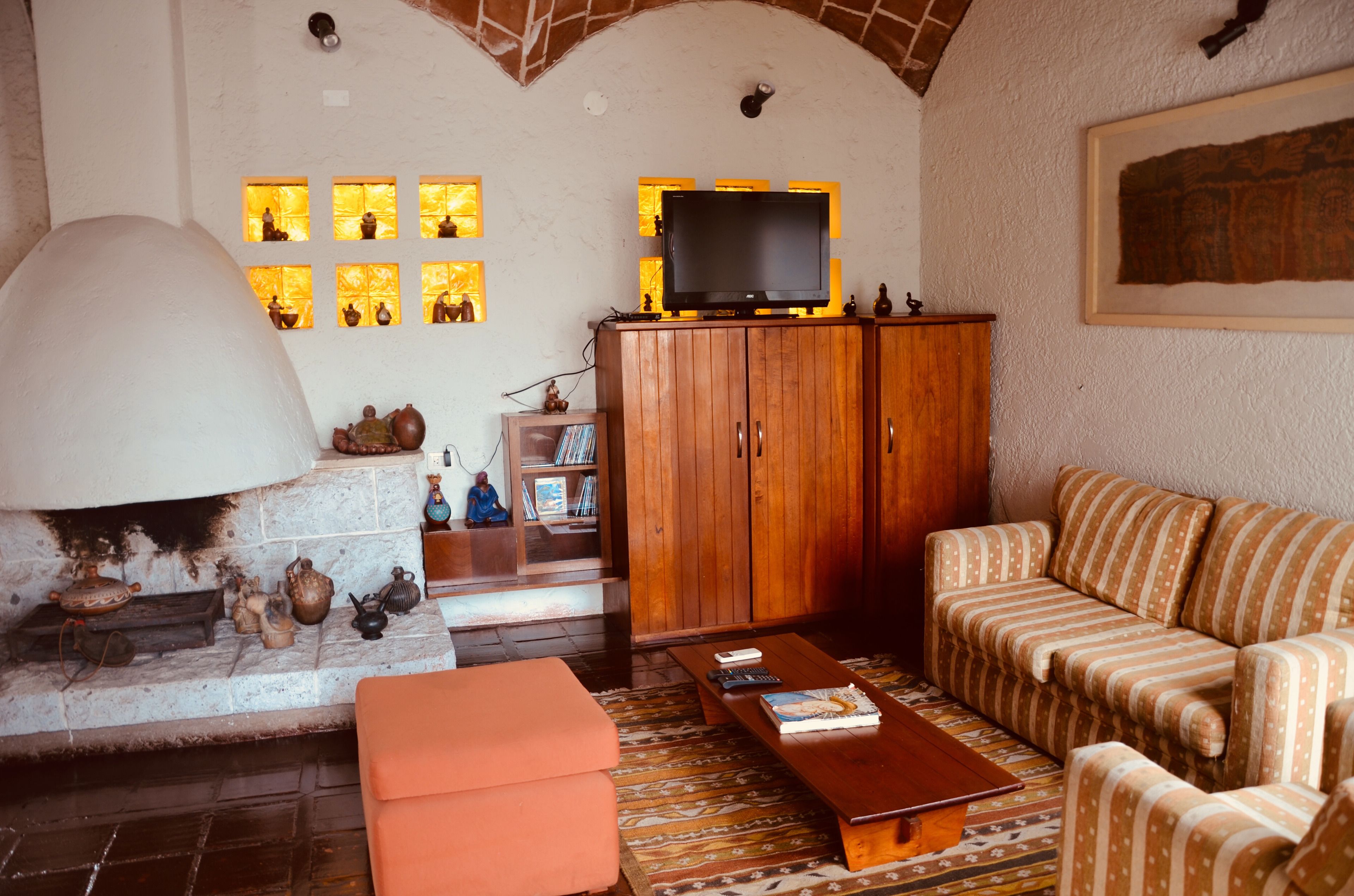 duplex | living area | 42-inch led tv with cable channels, tv