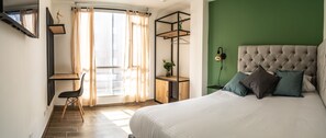 Minibar, desk, blackout curtains, free WiFi - 103 Wonderful House (Bogotá)