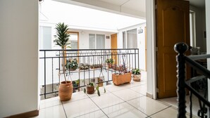 Ảnh chưa phân loại, 2 trong số 120 ảnh, nút