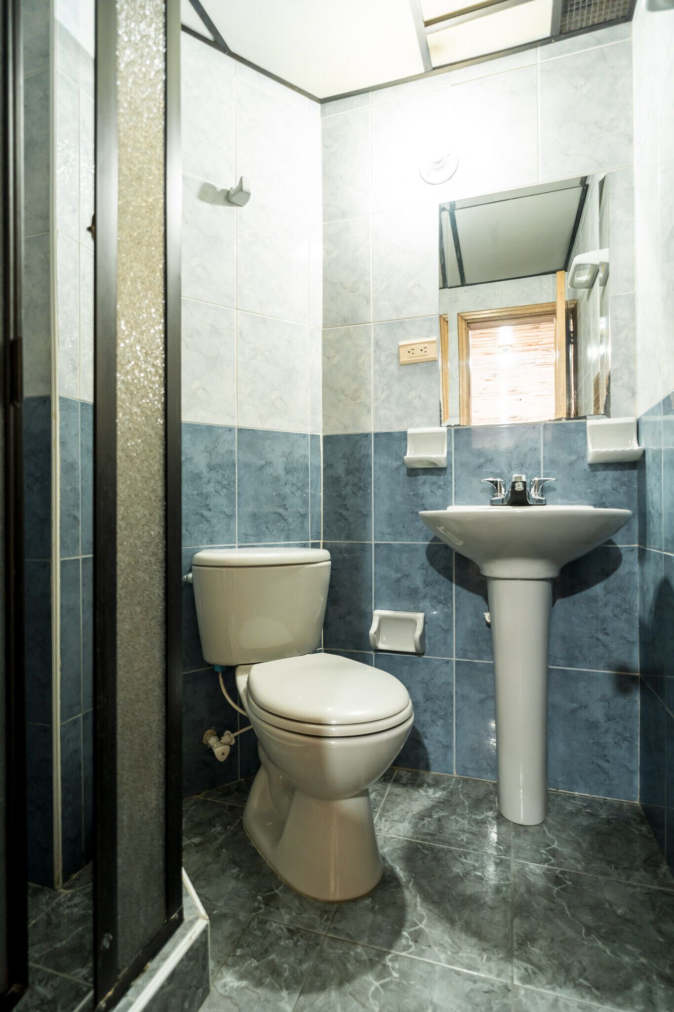 premium apartment, 2 bedrooms | bathroom | shower, rainfall showerhead, towels, soap