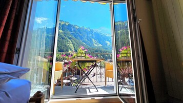 高级房, 阳台, 山景 | 阳台景观