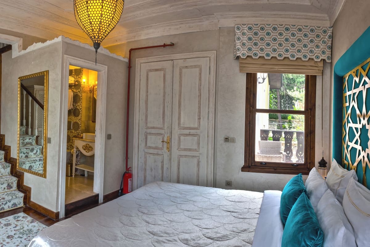 HAREM | Roupas de cama premium, frigobar, cofres nos quartos, escrivaninha