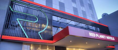 Front of property - evening/night