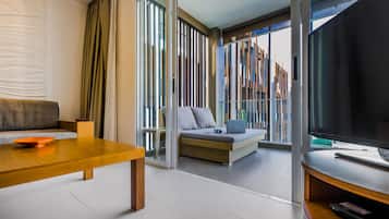 Jacuzzi Spa Suite (80 SQM.) | 陽台景觀