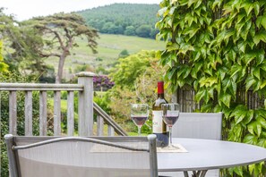 Studio, kylpyhuone makuuhuoneen yhteydessä (The Loft-2 Bedroom Annexe) | Näkymä parvekkeelta