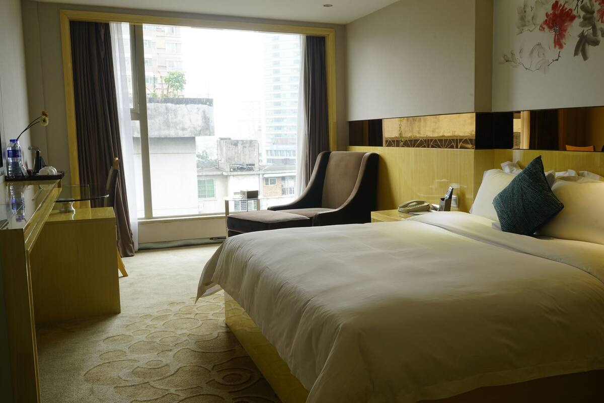 Deluxe Room, 1 King Bed | View from room