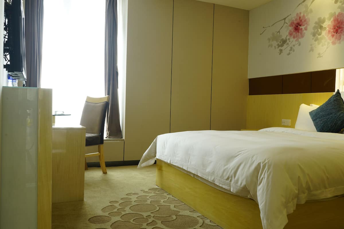 Premium-Zimmer, 1 King-Bett | Hochwertige Bettwaren, Daunenbettdecken, Pillowtop-Betten, Minibar