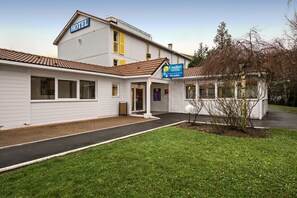 Exterior - Comfort Hotel Champigny Sur Marne (Champigny-sur-Marne)