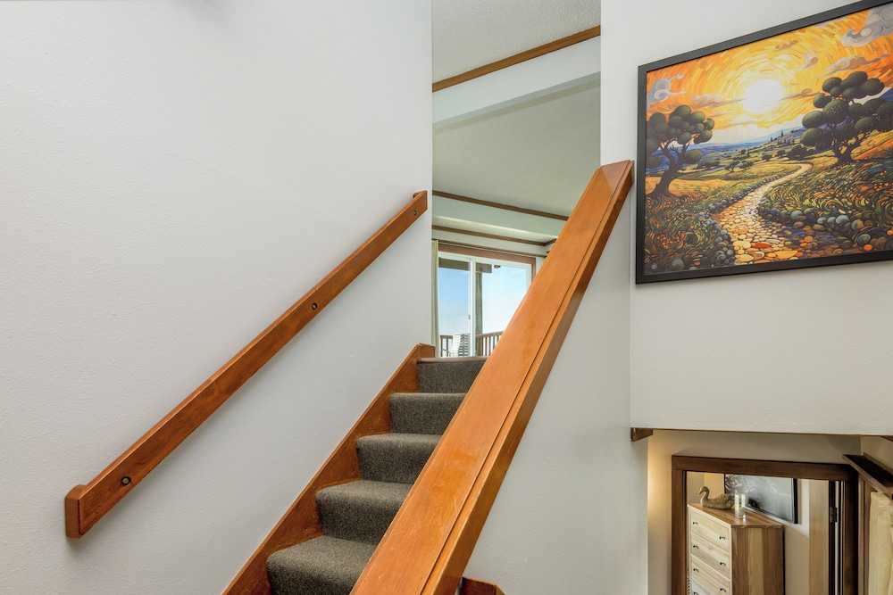 Little Creek Cove Beach Resort by null