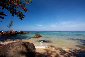 On the beach, beach towels, beach massages, beach bar - Sentido Khaolak (Takua Pa)